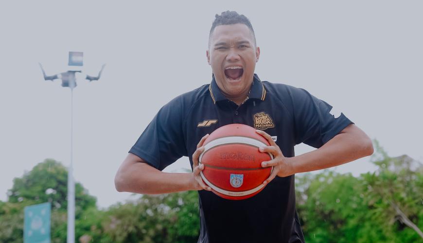 Satria Muda Lands the Eagle